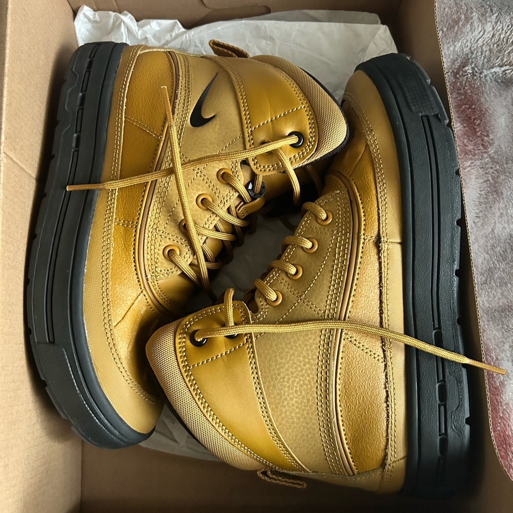 Nike Kids Tan Boots